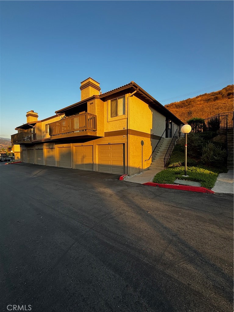 Beautiful upstairs 2 bedroom, 2 bathroom condo for rent in a gated North San Bernardino community, just minutes from Cal State San Bernardino University. This home features an open and bright layout with all appliances included, plus an in-unit washer and dryer. Enjoy resort-style amenities such as a luxury pool, fitness center, and children’s play area. An attached 2-car garage is located directly below for convenience. Great location near shopping, dining, freeway access, and CSUSB—move-in ready!