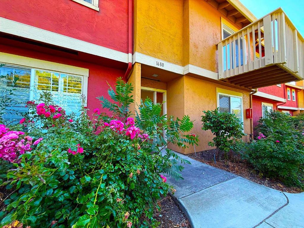1680 Cedarcreek Drive