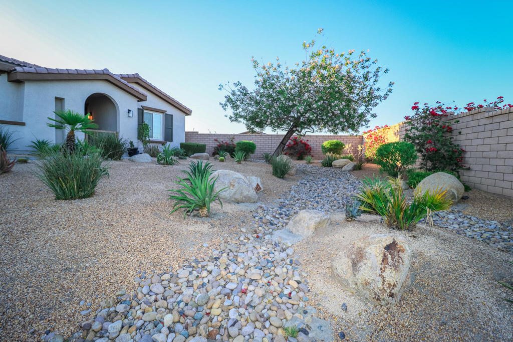 73628 Dali Court