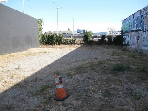 2754 E 7Th St Oakland CA 94601