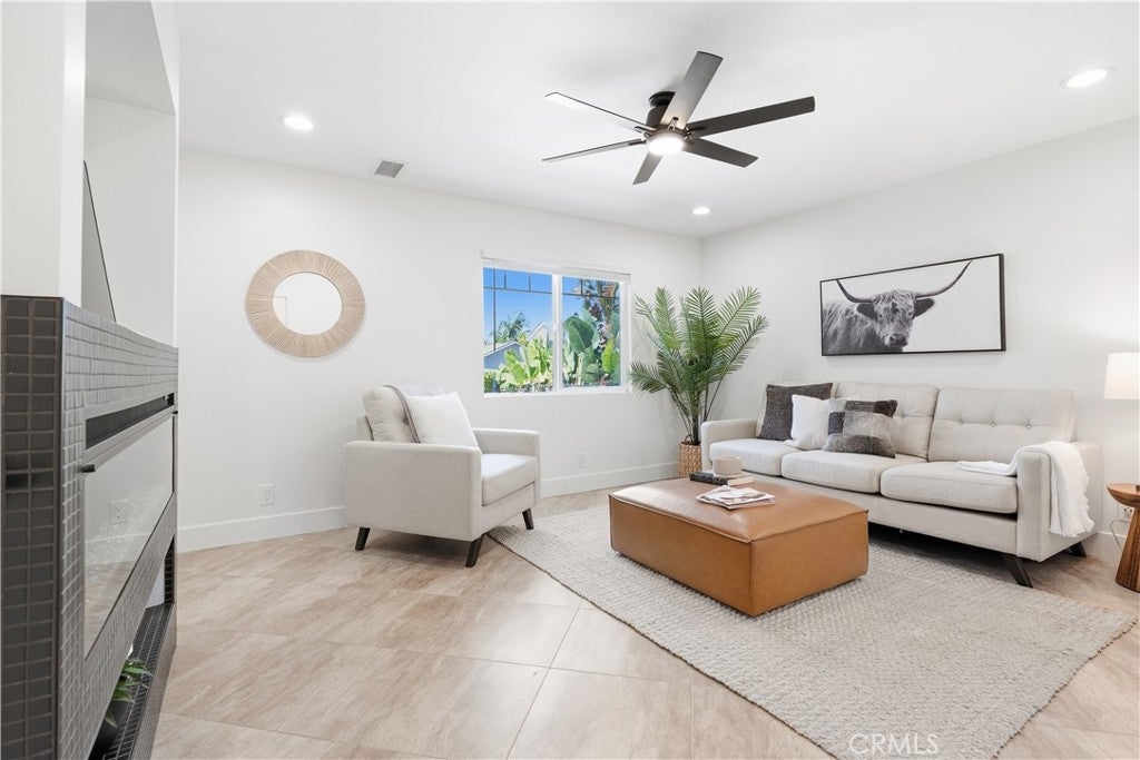 24932 Wells Fargo, Laguna Hills CA 92653 - Photo 9