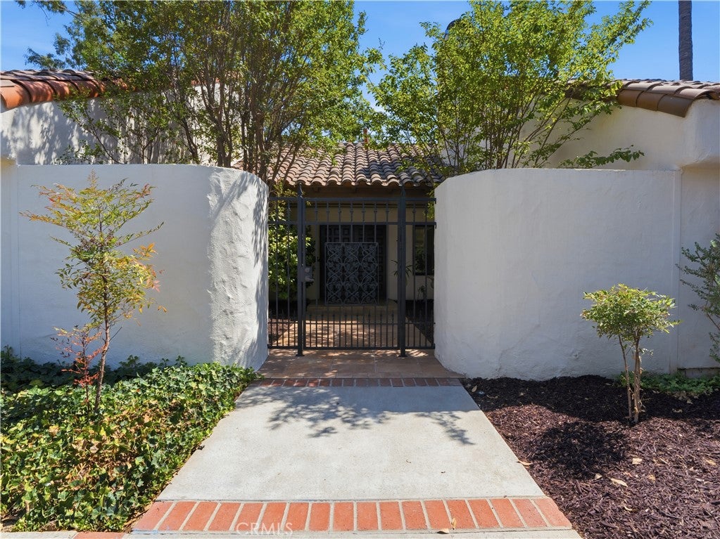 1818 Old Bridge Road
