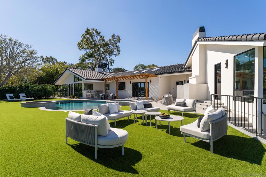 3013 Woodford Drive