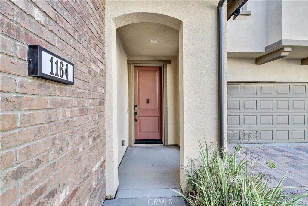 1164 Portola Oaks Dr