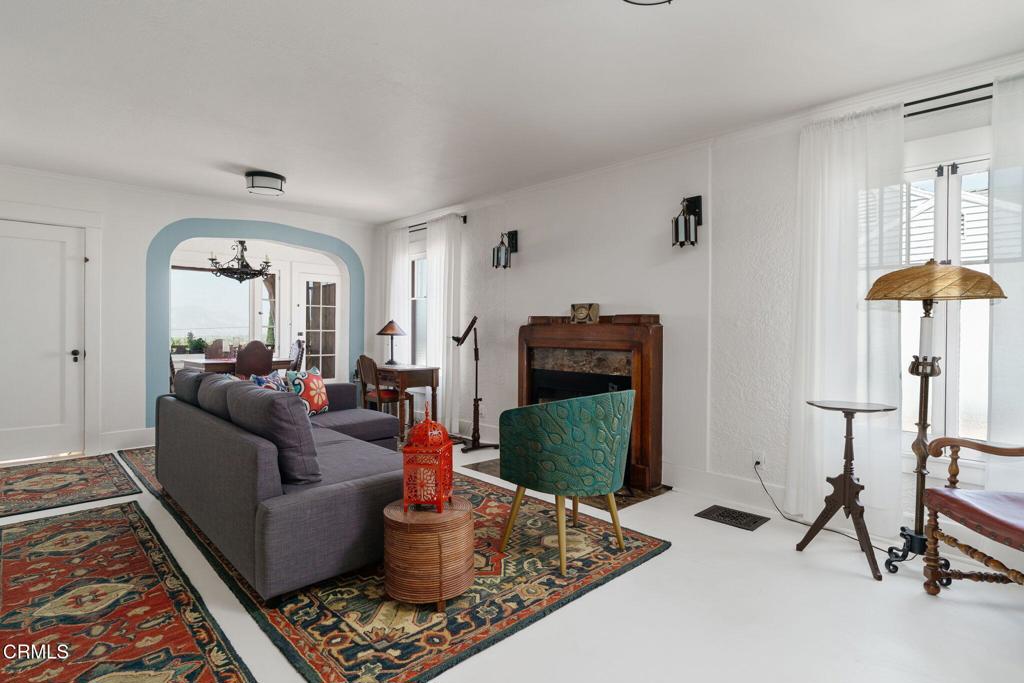 422 Foothill Drive