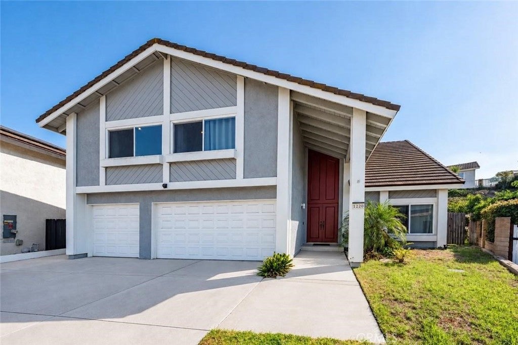 1220 Spring Tree Court