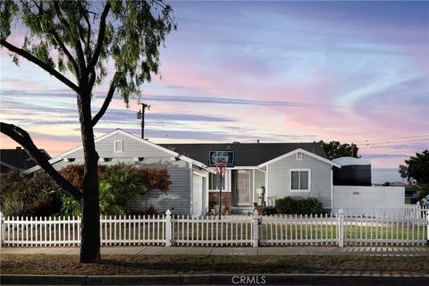 8073 Cactus Cir. Buena Park CA 90620