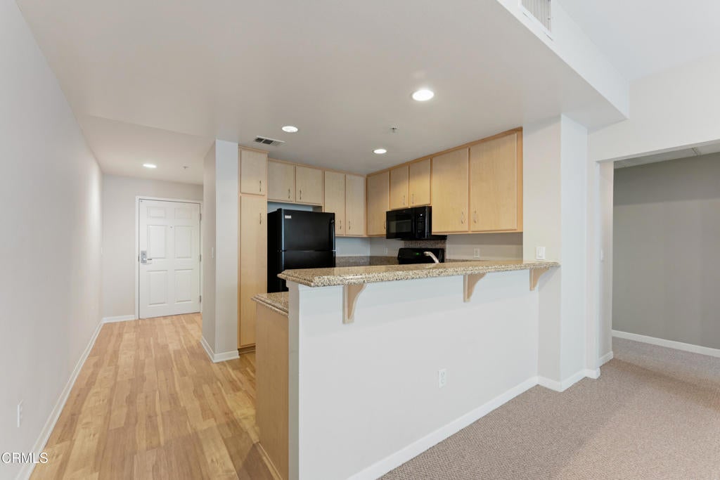 160 S Hudson Avenue 105