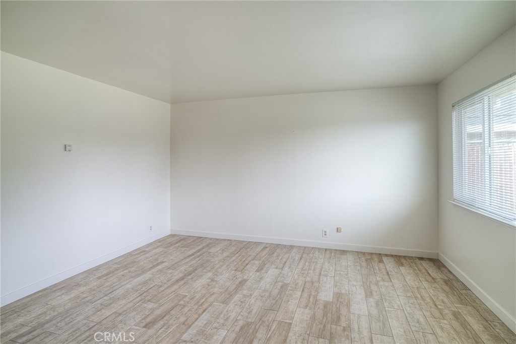 5824 Vista Del Cerro