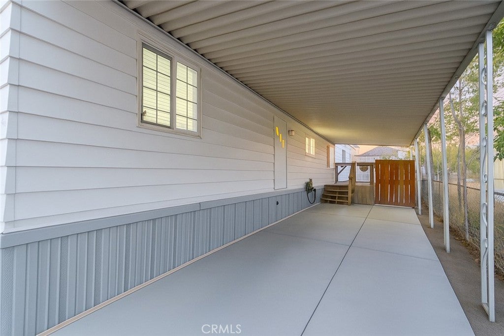 9426 Tamarisk 21