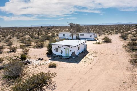 61186 Sespe Street Landers CA 92285