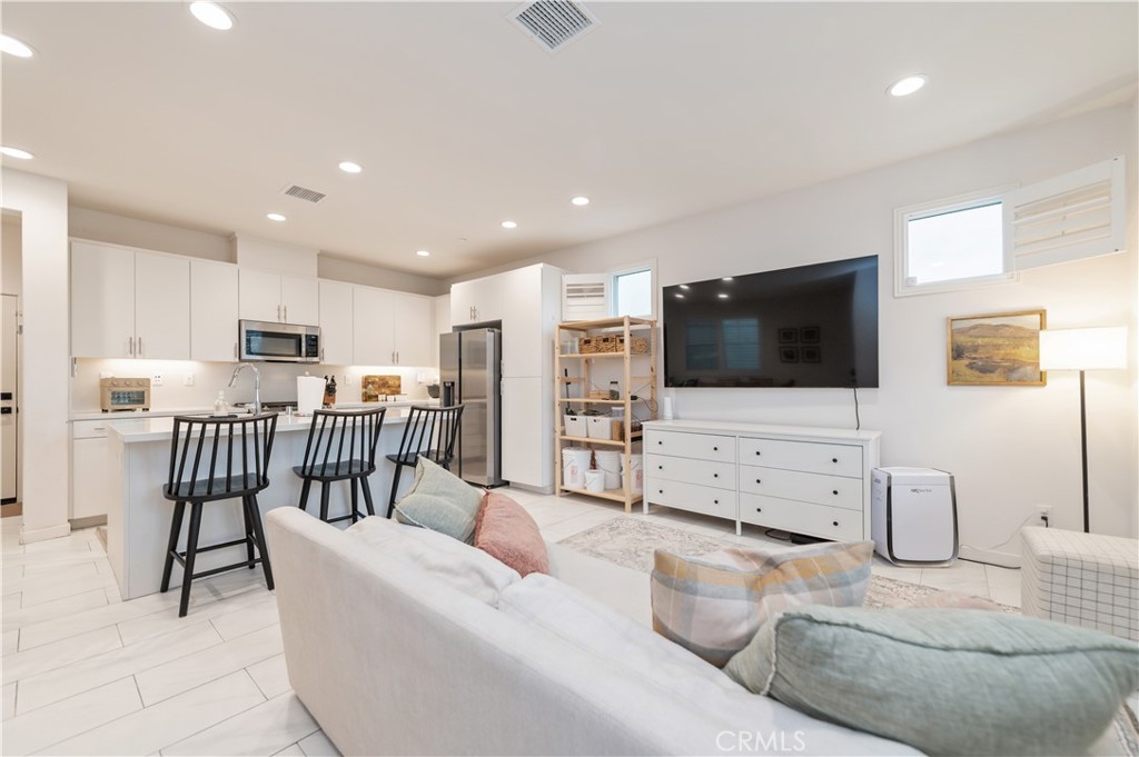 2261 horseback Rd