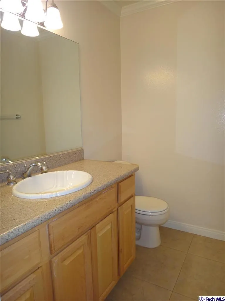 Pasadena, California 91106, United States, 2 Bedrooms Bedrooms, ,2 BathroomsBathrooms,Residential,Active,185997