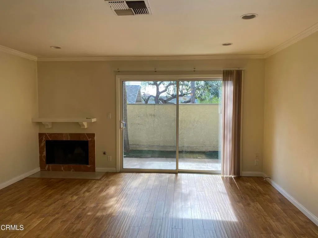 Pasadena, California 91106, United States, 2 Bedrooms Bedrooms, ,2 BathroomsBathrooms,Residential,Active,185997