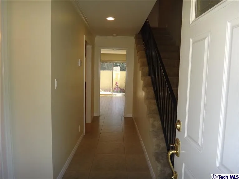 Pasadena, California 91106, United States, 2 Bedrooms Bedrooms, ,2 BathroomsBathrooms,Residential,Active,185997