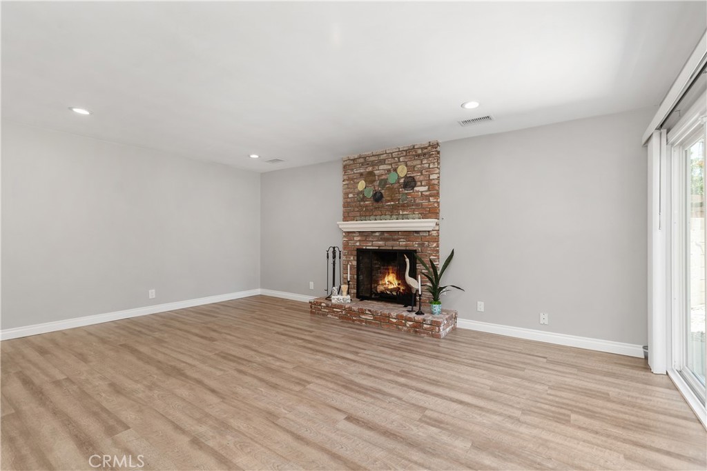 1837 N Studebaker Road