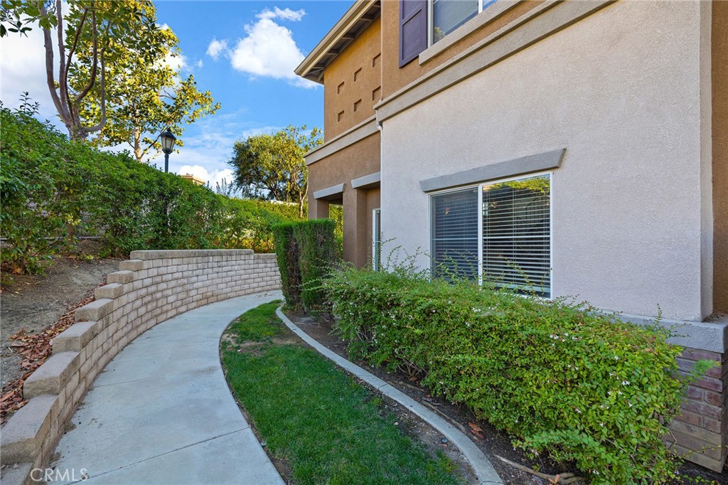 26313 Arboretum Way 204