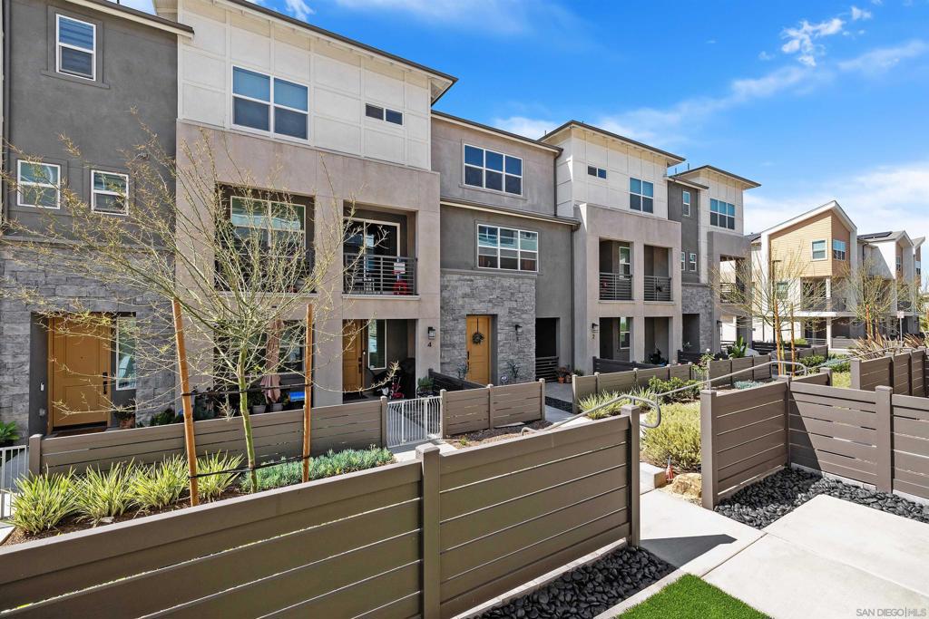 782 Vada St 4