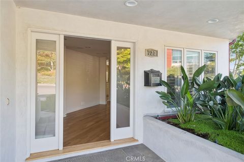Photo of 721 Marigold Avenue, Corona Del Mar, CA 92625 (MLS # NP26101939)