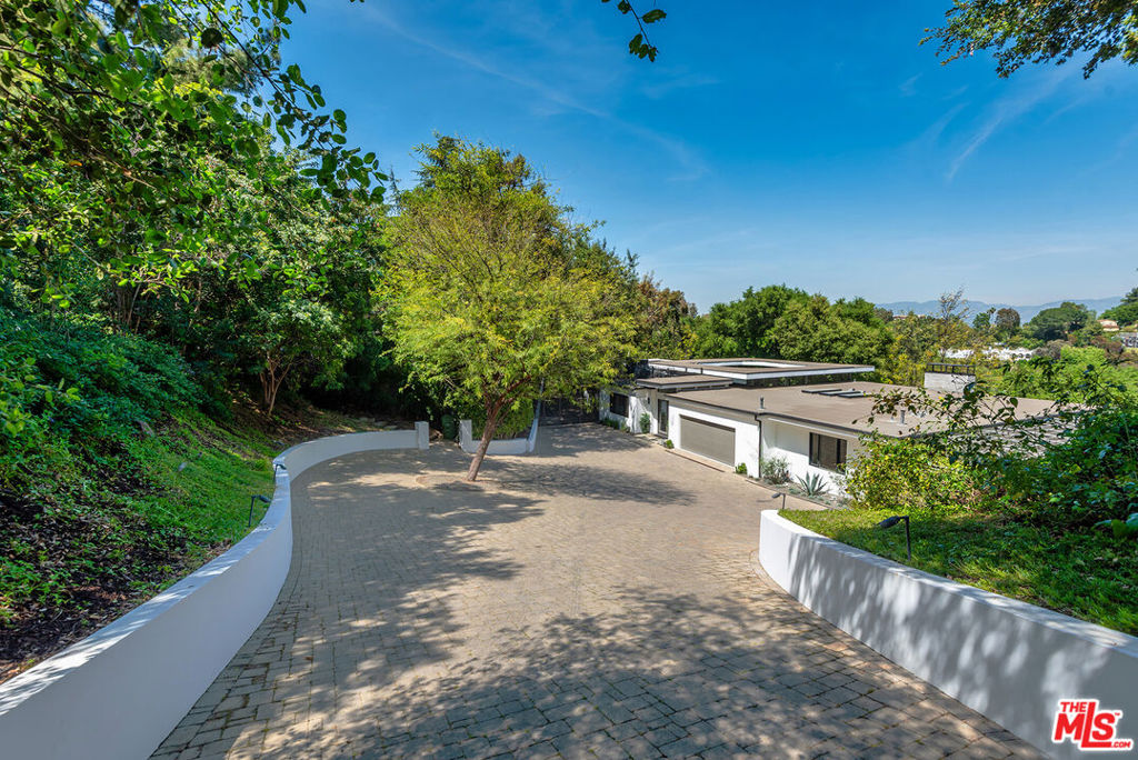 15941 Skytop Road