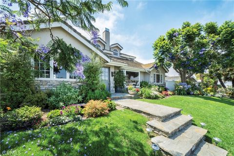 Photo of 332 Holmwood Drive, Newport Beach, CA 92663 (MLS # NP26101552)