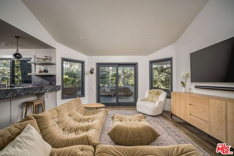 Tiny photo for 803 Cima Linda Lane, Santa Barbara, CA 93108 (MLS # 26641931)