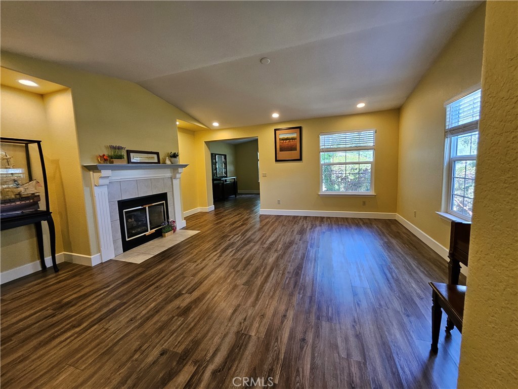 3070 Avenida Del Sol