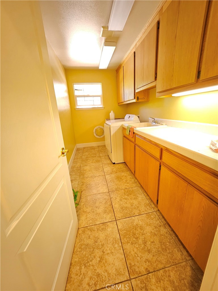 3070 Avenida Del Sol