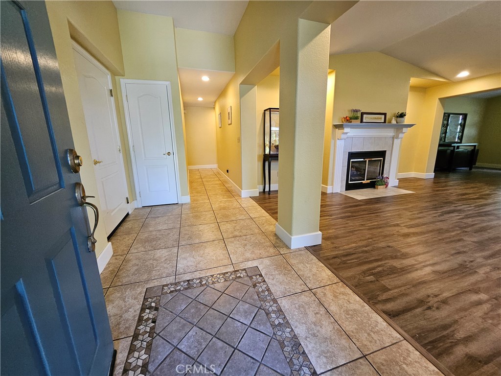 3070 Avenida Del Sol