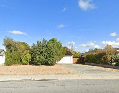 Photo of 15149 Woodard Road, San Jose, CA 95124 (MLS # ML82028433)