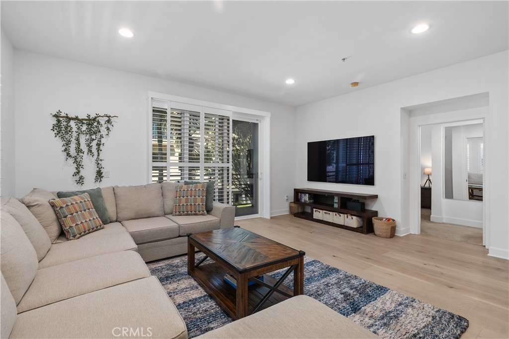 300 E 4th Street 205