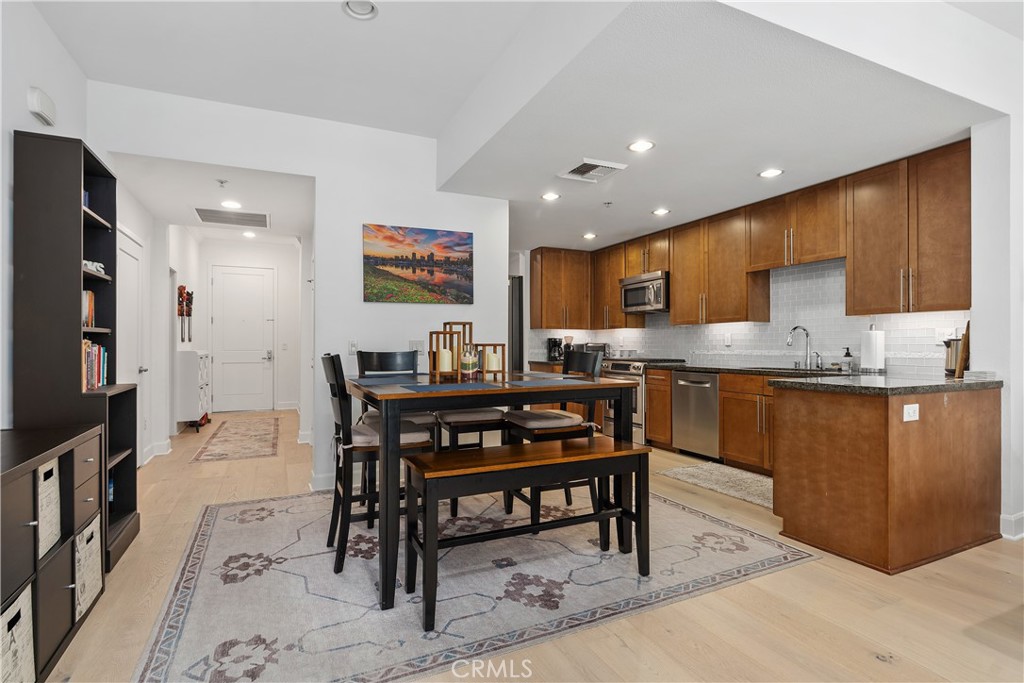 300 E 4th Street 205