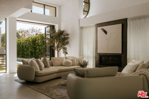 Photo of 218 Alta Avenue, Santa Monica, CA 90402 (MLS # 26969897)