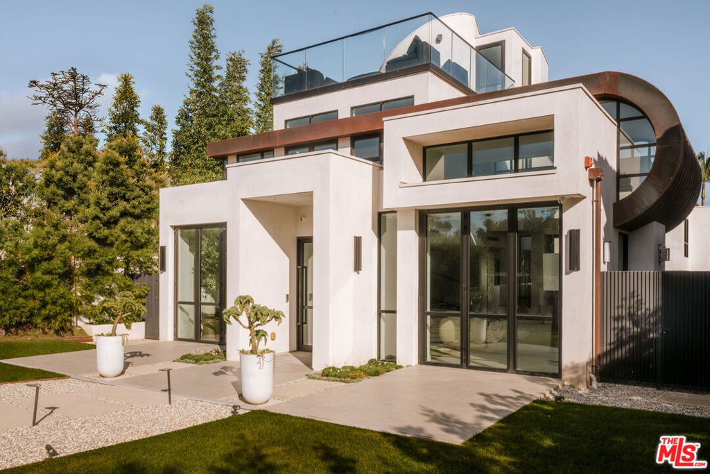 218 Alta Avenue
