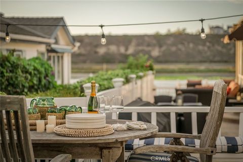 11 Saratoga Newport Beach CA 92660