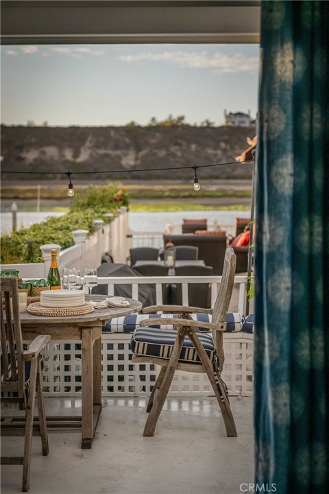Photo of 11 Saratoga, Newport Beach, CA 92660 (MLS # OC25248190)
