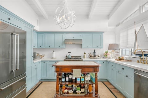 Photo of 11 Saratoga, Newport Beach, CA 92660 (MLS # OC25248190)