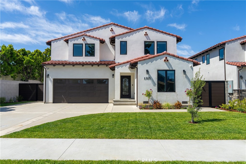 1315 Oakheath