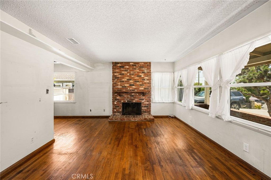 2687 Riverside, Costa Mesa CA 92627 - Photo 8
