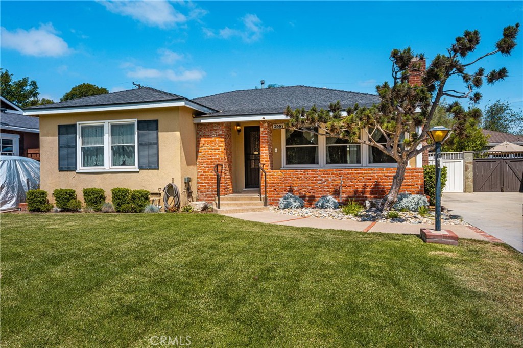2687 Riverside