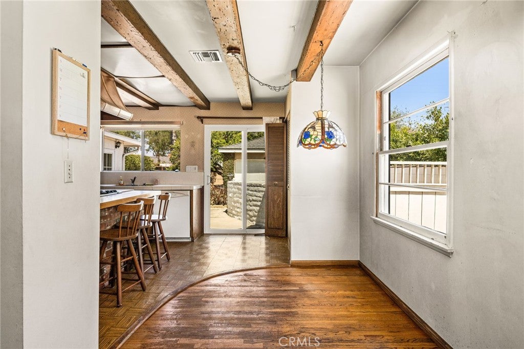 2687 Riverside, Costa Mesa CA 92627 - Photo 11