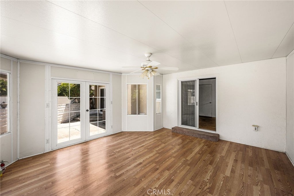 2687 Riverside, Costa Mesa CA 92627 - Photo 27