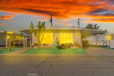 Photo of 729 Santa Teresa Way, Hemet, CA 92545 (MLS # SW26090725)