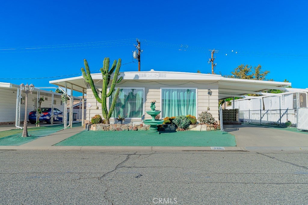 729 Santa Teresa Way