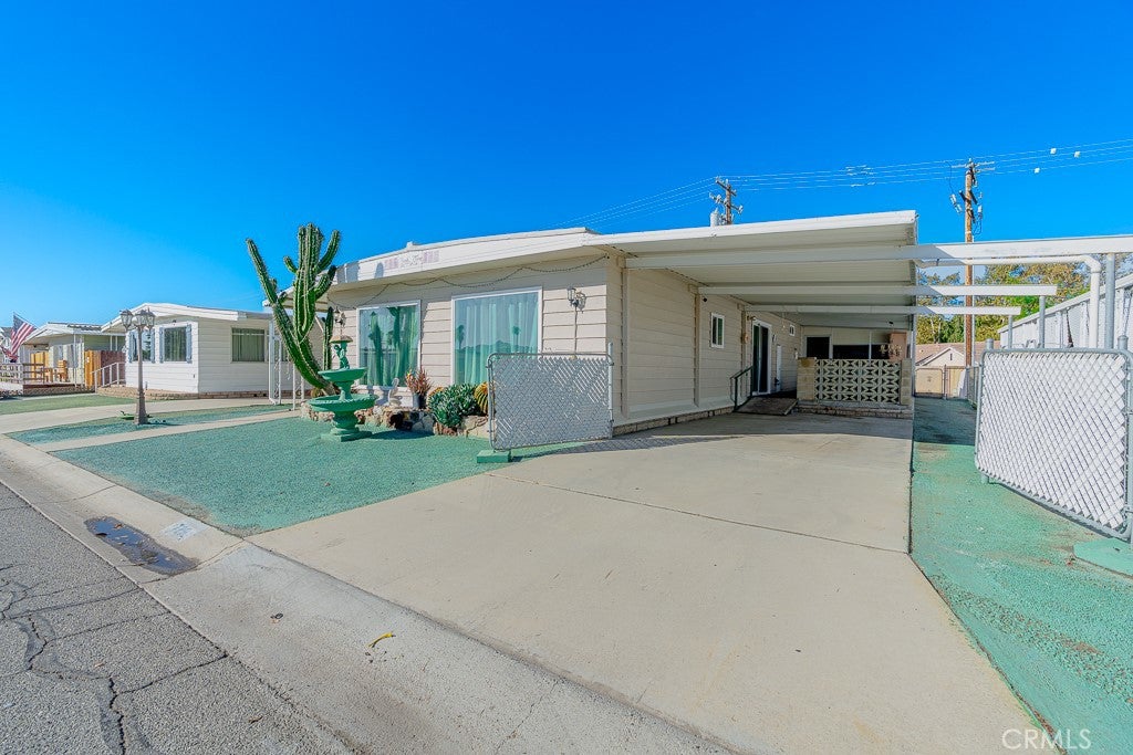 729 Santa Teresa Way