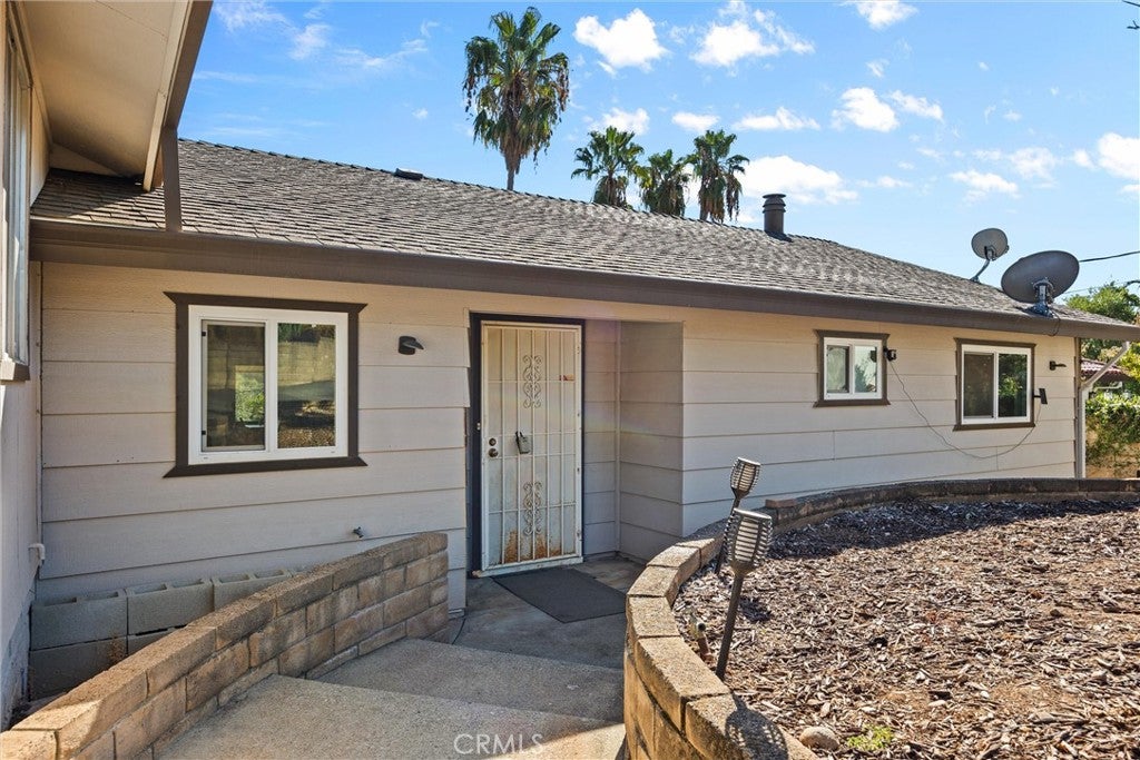 116 Acacia Avenue