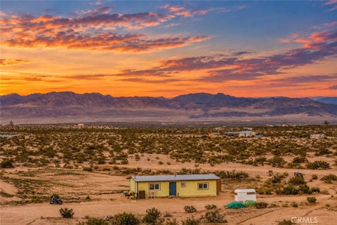 Photo of 67550 Del Oro Road, 29 Palms, CA 92277 (MLS # JT26205910)
