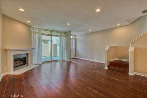Photo of 14101 Dickens Street #9, Sherman Oaks, CA 91423 (MLS # SR26078174)
