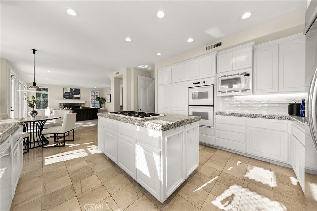 5 Chester, Irvine CA 92603 - Photo 30