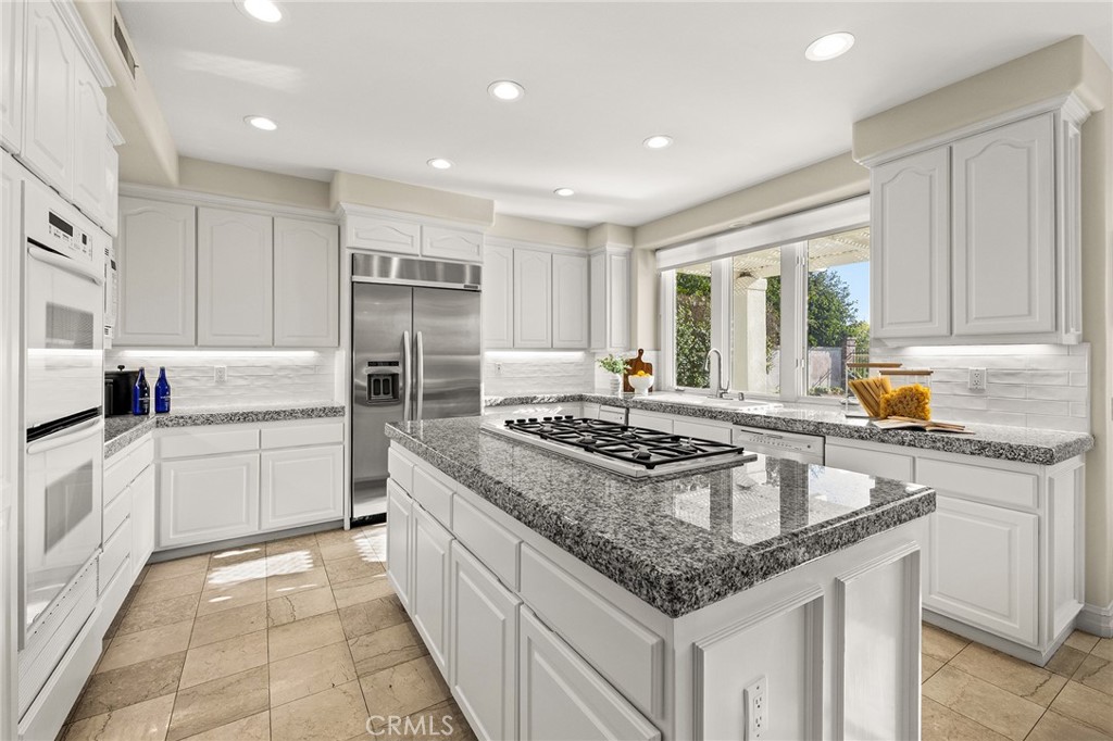 5 Chester, Irvine CA 92603 - Photo 28